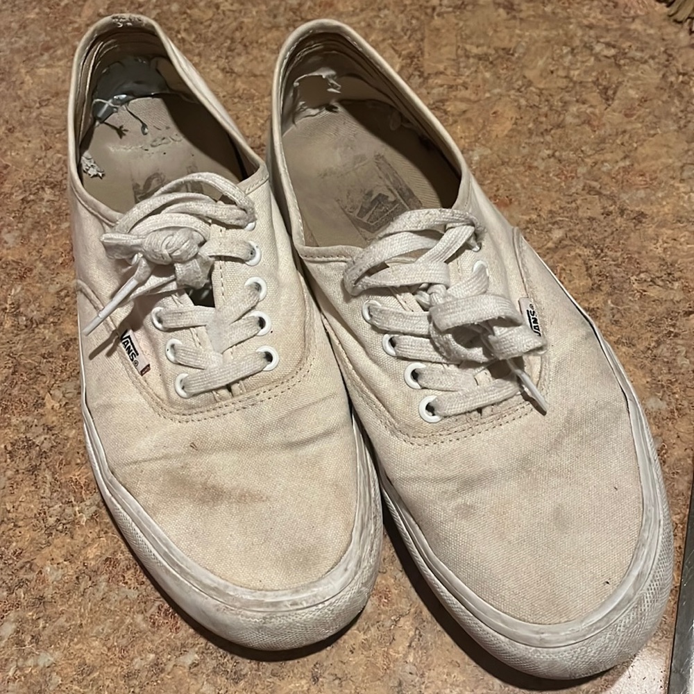 Vans “white”